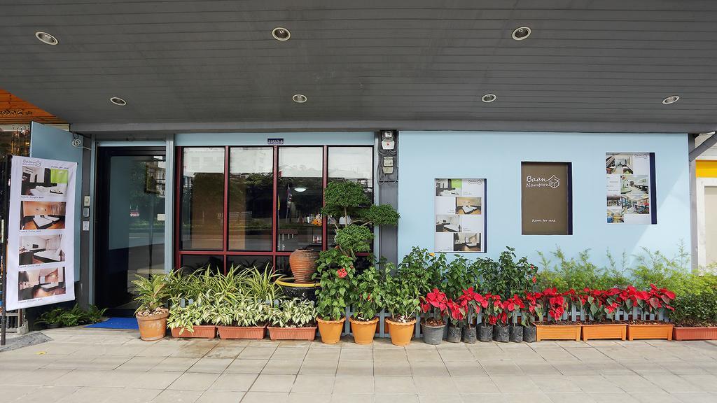 Baan Namtarn Guest House Bangkok Exterior photo