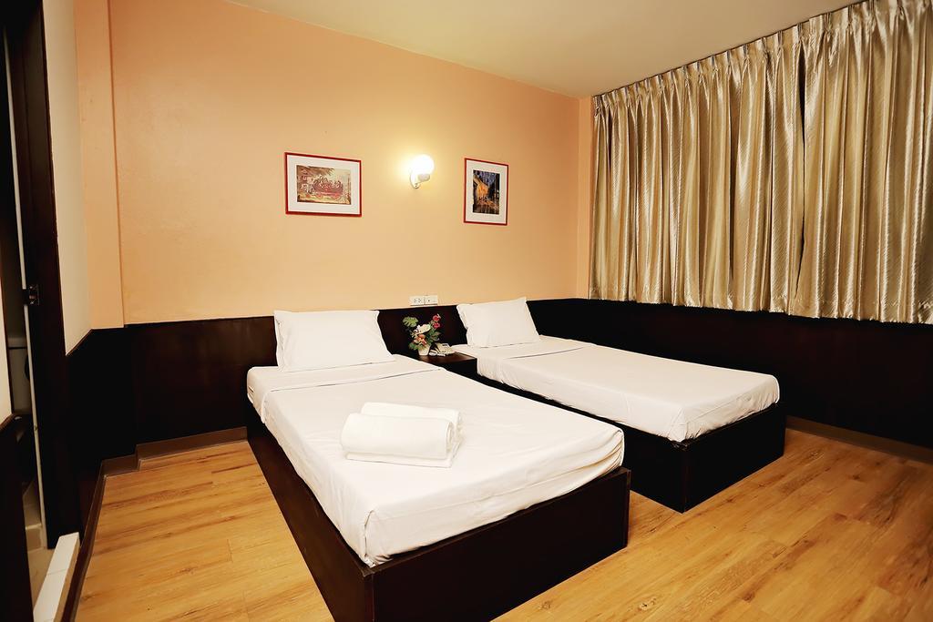 Baan Namtarn Guest House Bangkok Room photo