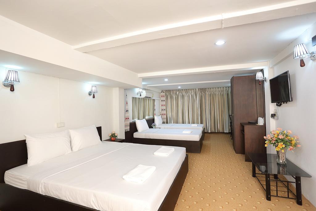 Baan Namtarn Guest House Bangkok Room photo